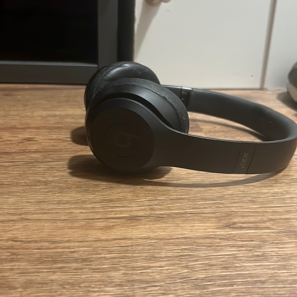 Beats solo 3 wireless headphones.